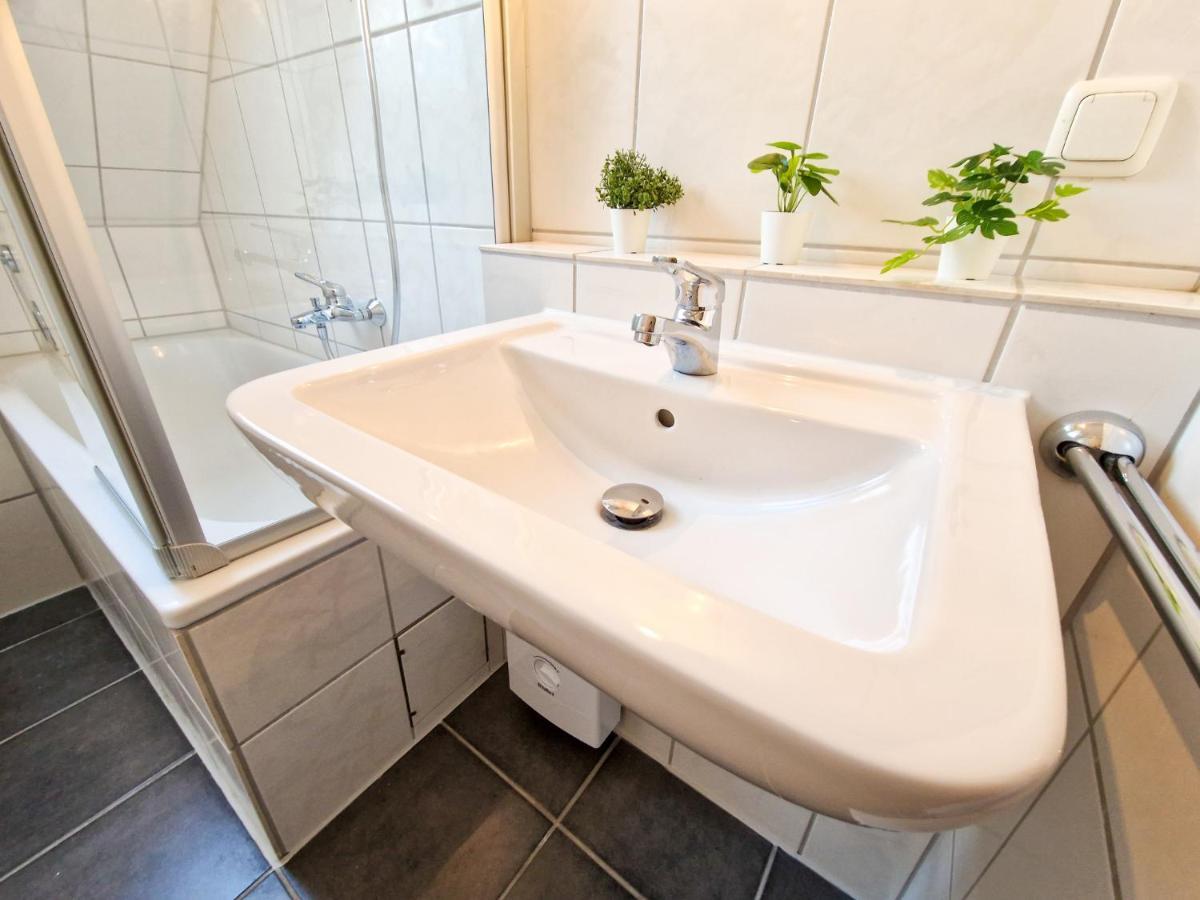 Euphoras - Zentrales Apartment In Linden-Mitte ハノーファー エクステリア 写真